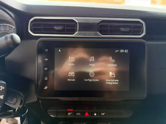 RENAULT-DUSTER-2024