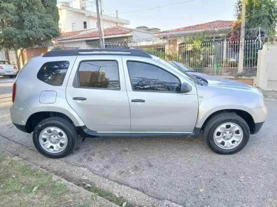 RENAULT-DUSTER-1.6 EXPRESSION 4X2 16V FLEX 4P MANUAL RENAULT-DUSTER-2014