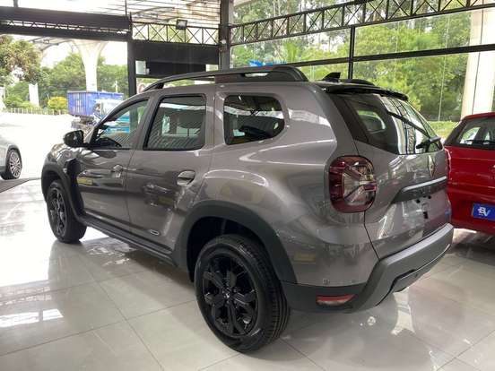 RENAULT-DUSTER-2025