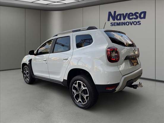 RENAULT-DUSTER-2021