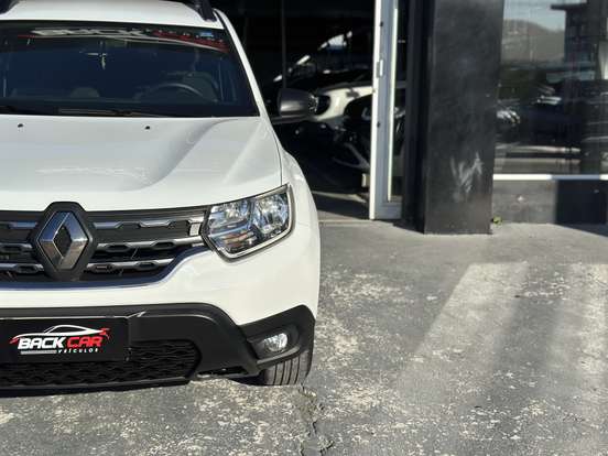 RENAULT-DUSTER-2021