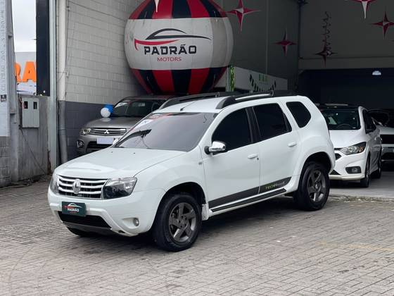 RENAULT DUSTER 2.0 DYNAMIQUE 4X2 16V FLEX 4P AUTOMÁTICO
