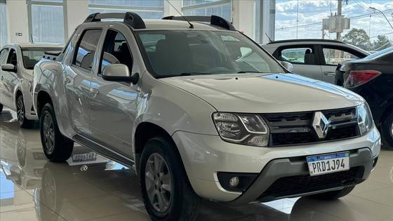 RENAULT DUSTER OROCH 2.0 16V HI-FLEX DYNAMIQUE AUTOMÁTICO