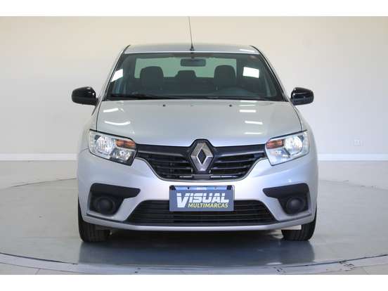 RENAULT-LOGAN-2021