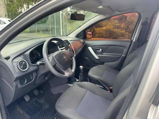 RENAULT-SANDERO-1.6 EXPRESSION 8V FLEX 4P MANUAL RENAULT-SANDERO-2015