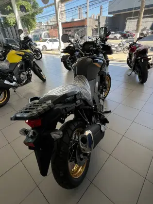 SUZUKI V-STROM 650XT ABS 