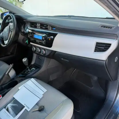 TOYOTA-COROLLA-2015