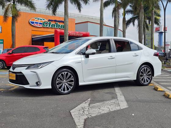TOYOTA COROLLA 1.8 VVT-I HYBRID FLEX ALTIS PREMIUM CVT