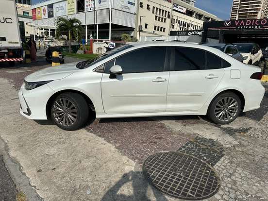 TOYOTA-COROLLA-2023