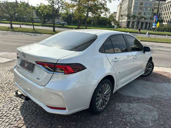 TOYOTA-COROLLA-2023