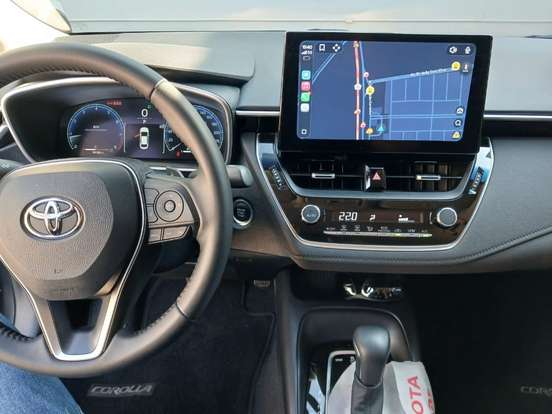 TOYOTA-COROLLA-2025