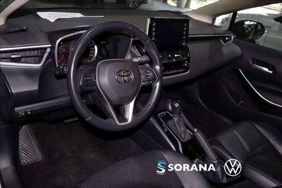 TOYOTA-COROLLA-2022