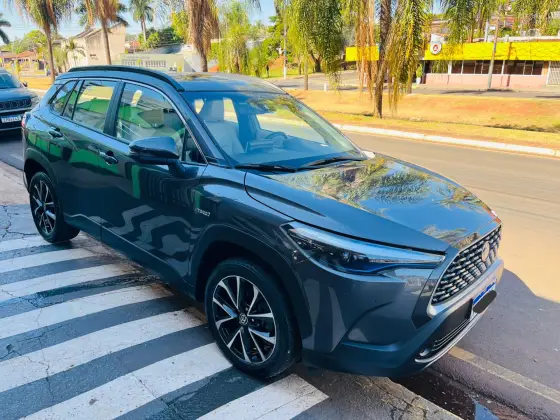 TOYOTA COROLLA CROSS 1.8 VVT-I HYBRID FLEX XRX CVT