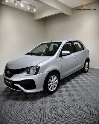 TOYOTA-ETIOS-2019