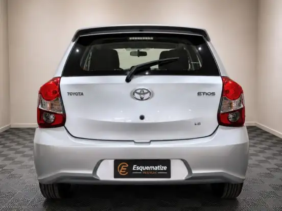 TOYOTA-ETIOS-1.5 X PLUS 16V FLEX 4P MANUAL TOYOTA-ETIOS-2019