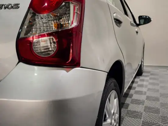 TOYOTA-ETIOS-1.5 X PLUS 16V FLEX 4P MANUAL TOYOTA-ETIOS-2019