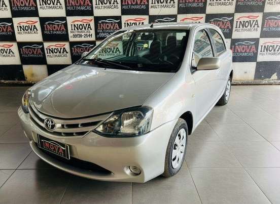 TOYOTA-ETIOS-2013