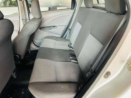 TOYOTA-ETIOS-1.3 16V FLEX 4P MANUAL TOYOTA-ETIOS-2013