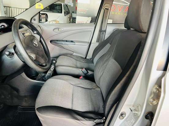 TOYOTA-ETIOS-1.3 16V FLEX 4P MANUAL TOYOTA-ETIOS-2013