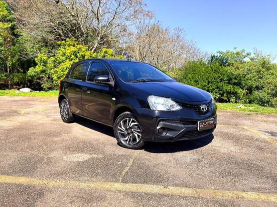 TOYOTA-ETIOS-1.3 X 16V FLEX 4P MANUAL TOYOTA-ETIOS-2017