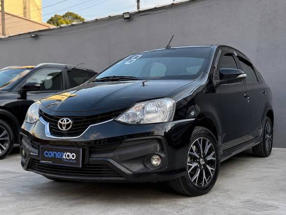 TOYOTA ETIOS 1.5 PLATINUM SEDAN 16V FLEX 4P AUTOMÁTICO