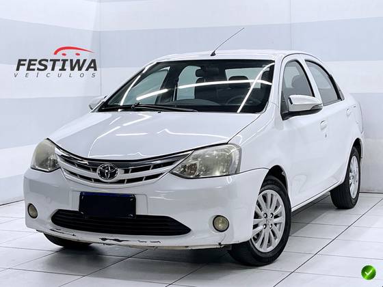 TOYOTA ETIOS 1.5 XLS SEDAN 16V FLEX 4P MANUAL