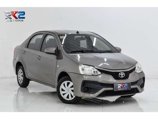 TOYOTA-ETIOS-2017