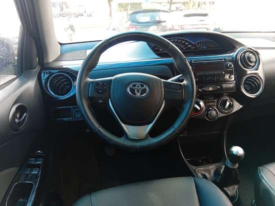 TOYOTA-ETIOS CROSS-1.5 16V FLEX 4P MANUAL TOYOTA-ETIOS CROSS-2014