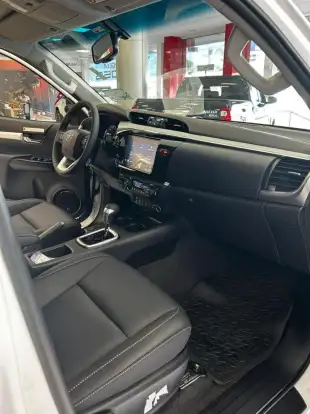 TOYOTA-HILUX-2026