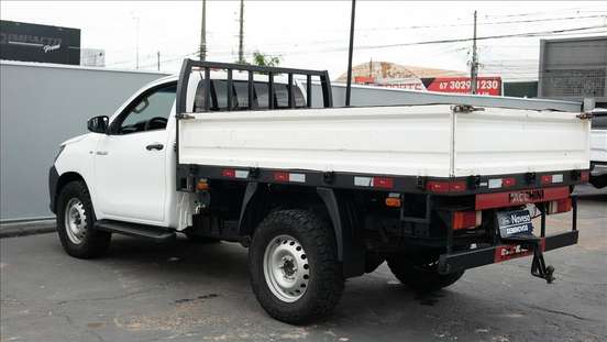 TOYOTA-HILUX-2020
