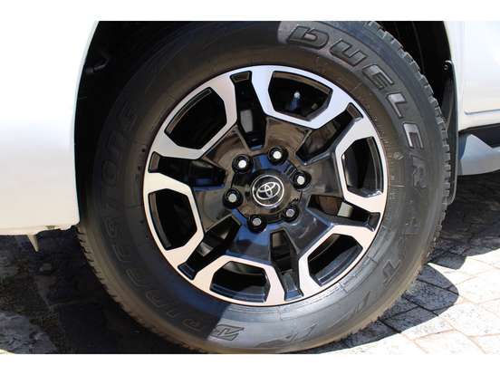 TOYOTA-HILUX-2.8 D-4D TURBO DIESEL CD POWER PACK 4X4 MANUAL TOYOTA-HILUX-2024