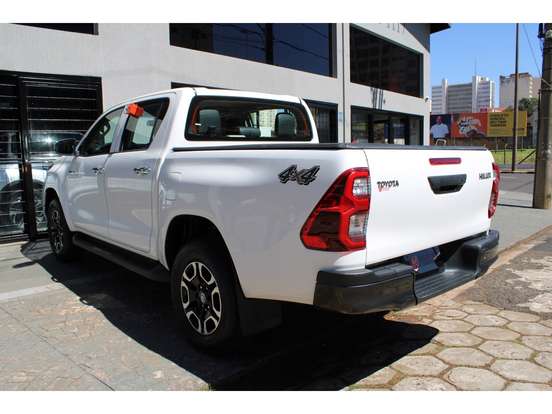 TOYOTA-HILUX-2.8 D-4D TURBO DIESEL CD POWER PACK 4X4 MANUAL TOYOTA-HILUX-2024