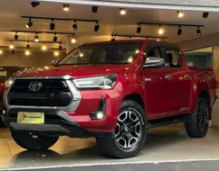 TOYOTA HILUX 2.8 D-4D TURBO DIESEL CD SRX 4X4 AUTOMÁTICO TOYOTA HILUX 2.8 D-4D TURBO DIESEL CD SRX 4X4 AUTOMÁTICO