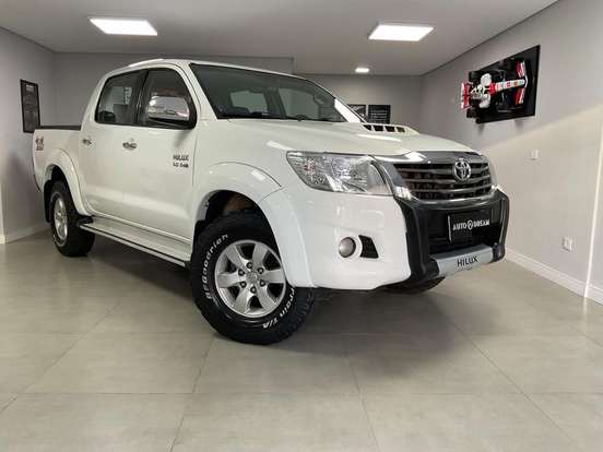 TOYOTA-HILUX-3.0 SRV 4X4 CD 16V TURBO INTERCOOLER DIESEL 4P AUTOMÁTICO TOYOTA-HILUX-2015