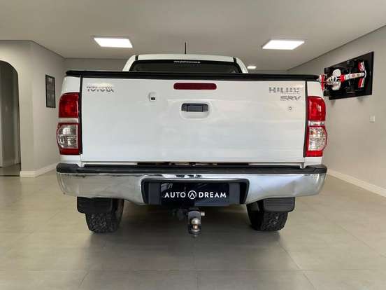 TOYOTA-HILUX-3.0 SRV 4X4 CD 16V TURBO INTERCOOLER DIESEL 4P AUTOMÁTICO TOYOTA-HILUX-2015