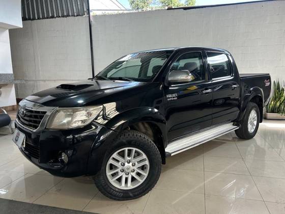 TOYOTA HILUX 3.0 SRV 4X4 CD 16V TURBO INTERCOOLER DIESEL 4P AUTOMÁTICO
