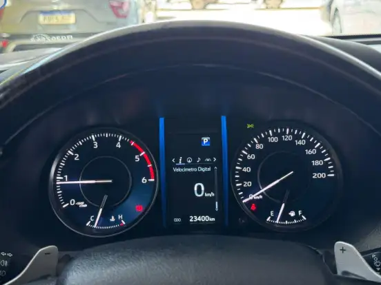 TOYOTA-HILUX SW4-2024