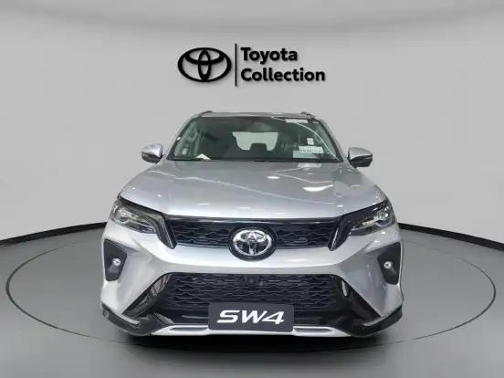 TOYOTA-HILUX SW4-2025