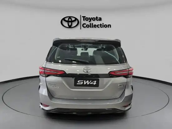 TOYOTA-HILUX SW4-2025