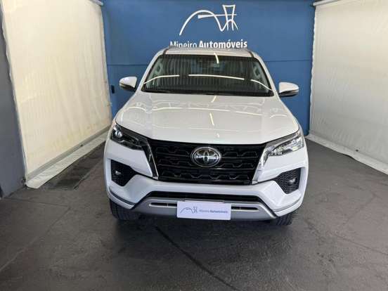 TOYOTA-HILUX SW4-2021