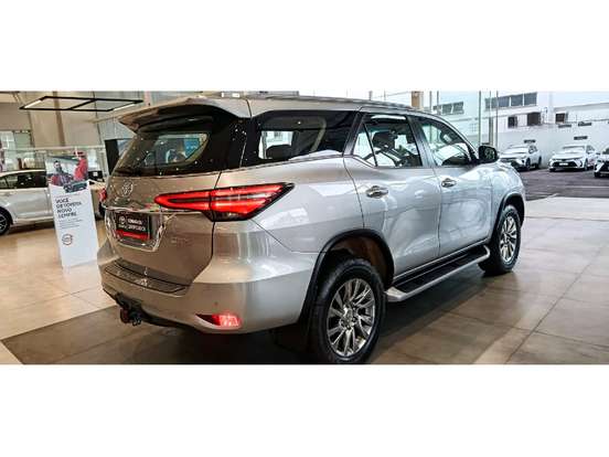TOYOTA-HILUX SW4-2021