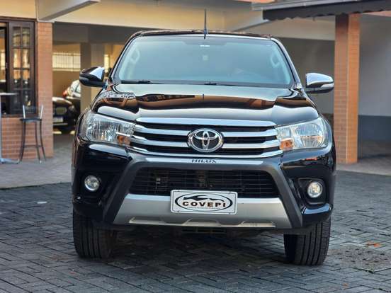 TOYOTA-HILUX SW4-2.8 SRX 4X4 16V TURBO INTERCOOLER DIESEL 4P AUTOMÁTICO TOYOTA-HILUX SW4-2015