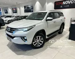 TOYOTA HILUX SW4 2.8 SRX 4X4 16V TURBO INTERCOOLER DIESEL 4P AUTOMÁTICO TOYOTA HILUX SW4 2.8 SRX 4X4 16V TURBO INTERCOOLER DIESEL 4P AUTOMÁTICO