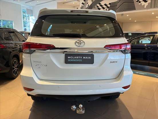 TOYOTA-HILUX SW4-2019