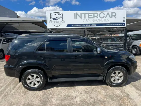 TOYOTA HILUX SW4 3.0 SRV 4X4 16V TURBO INTERCOOLER DIESEL 4P AUTOMÁTICO