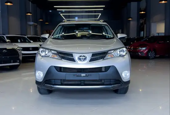 TOYOTA-RAV4-2014