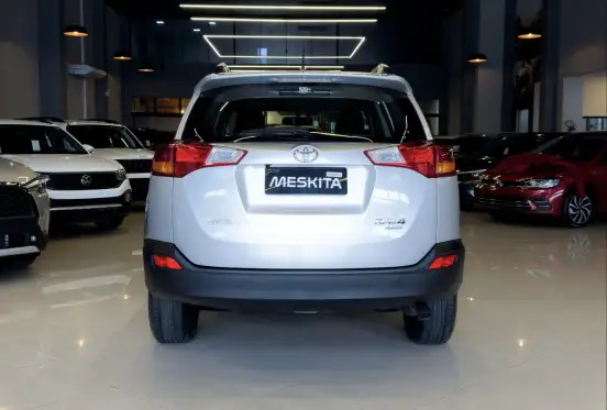 TOYOTA-RAV4-2014
