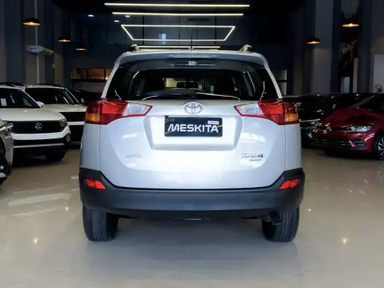 TOYOTA-RAV4-2.0 4X4 16V GASOLINA 4P AUTOMÁTICO TOYOTA-RAV4-2014