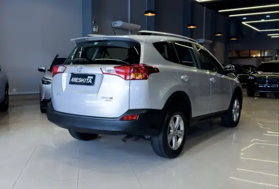 TOYOTA-RAV4-2014