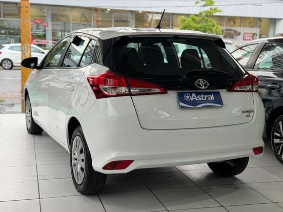 TOYOTA-YARIS-1.3 16V FLEX XL LIVE MULTIDRIVE TOYOTA-YARIS-2019